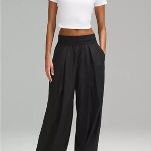 Lululemon Athletica Lightweight Tennis Mid-rise Track Pant Full Length
